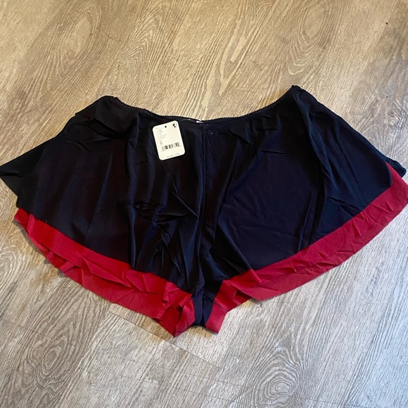 Free People Layered Up shorts NWT - Picture 1 of 6